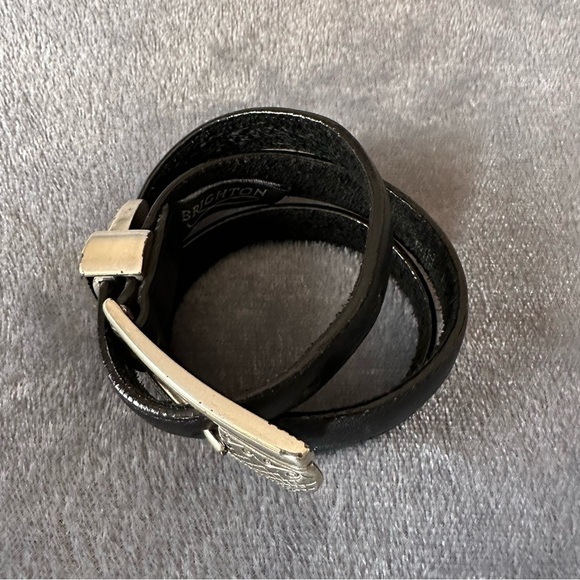 Brighton Women’s Black silver buckle Leather Belt Size S/28 - Picture 3 of 13